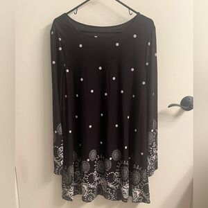 Boho Black and white long sleeve dress